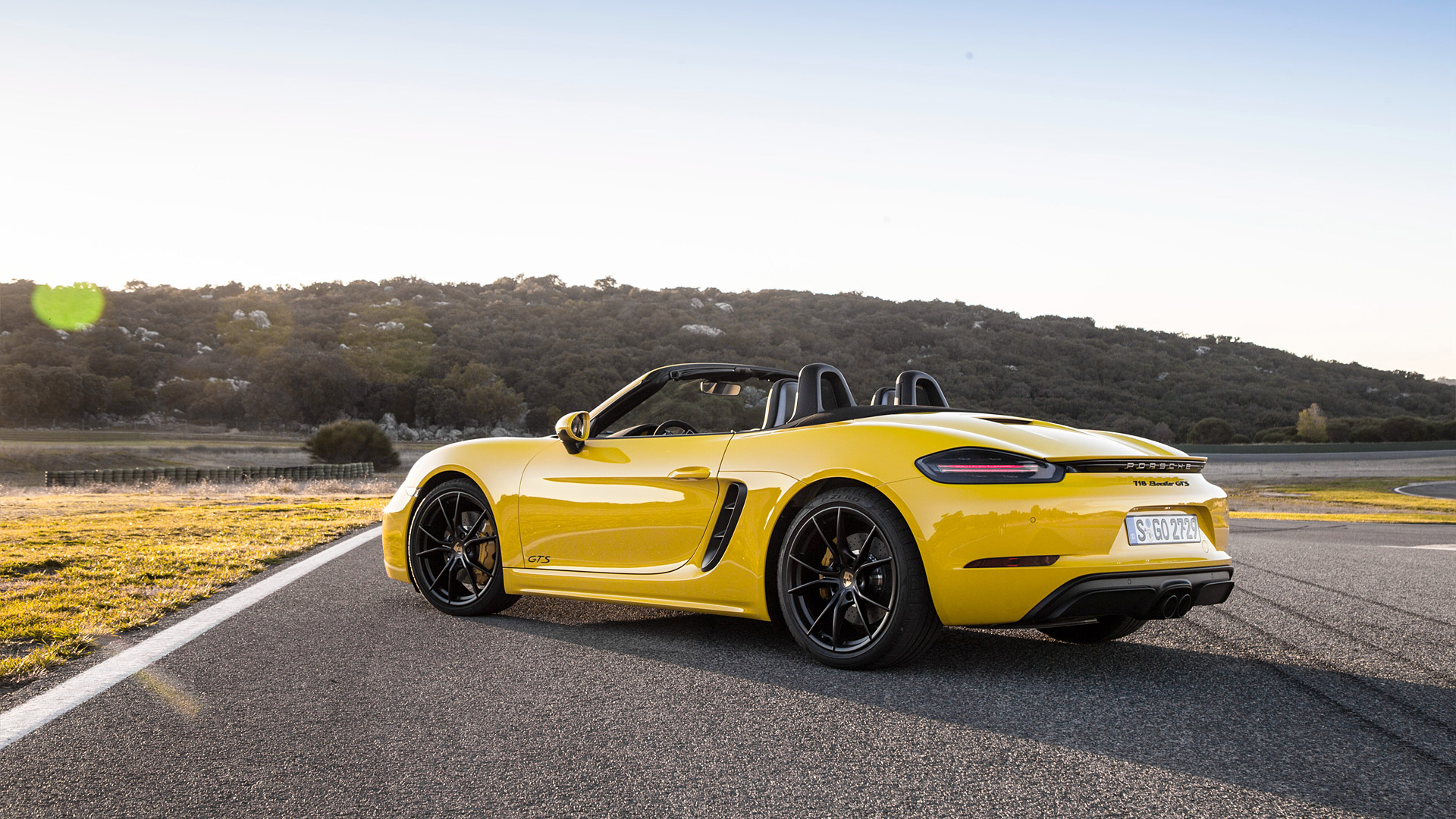 2018 Porsche Boxster Option Codes