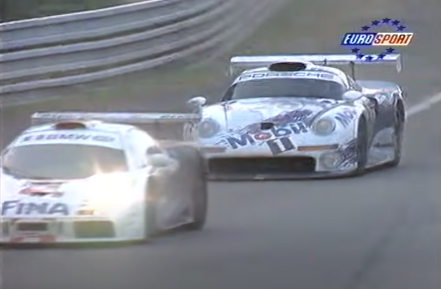 Porsche GT1 versus McLaren F1 GTR Le Mans 1996