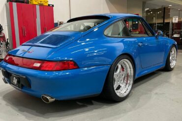 VIDEO- How To Refresh A Classic Porsche 993 C2S