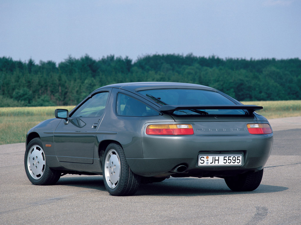 Porsche 928 S4 (1987) - Specifications & Performance