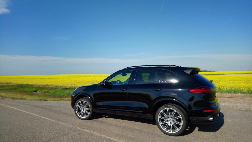 2017 Porsche Cayenne Platinum Edition