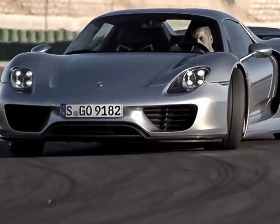 The Porsche 918 Spyder Tested - CHRIS HARRIS ON CARS