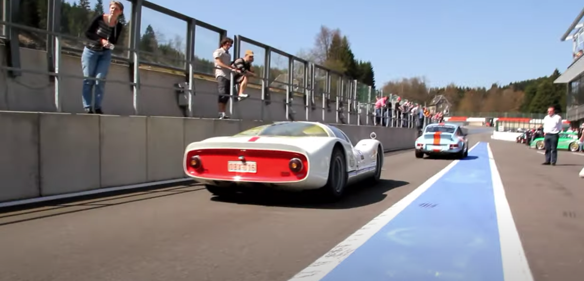 Porsche 906 Carrera 6 brutal sound!!