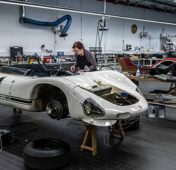 Porsche 910/8 Bergspyder – Restoration of a rare exhibit