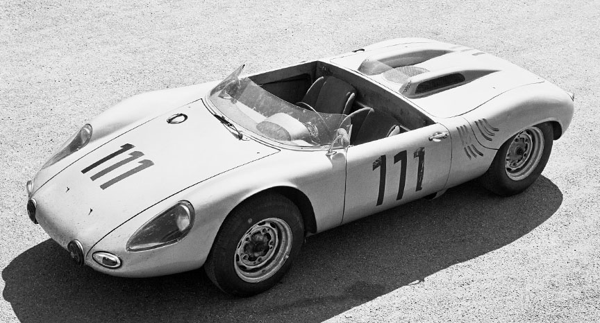 At the 1962 Nürburgring 1000 km race the 718 W-RS Spyder finished 3rd
