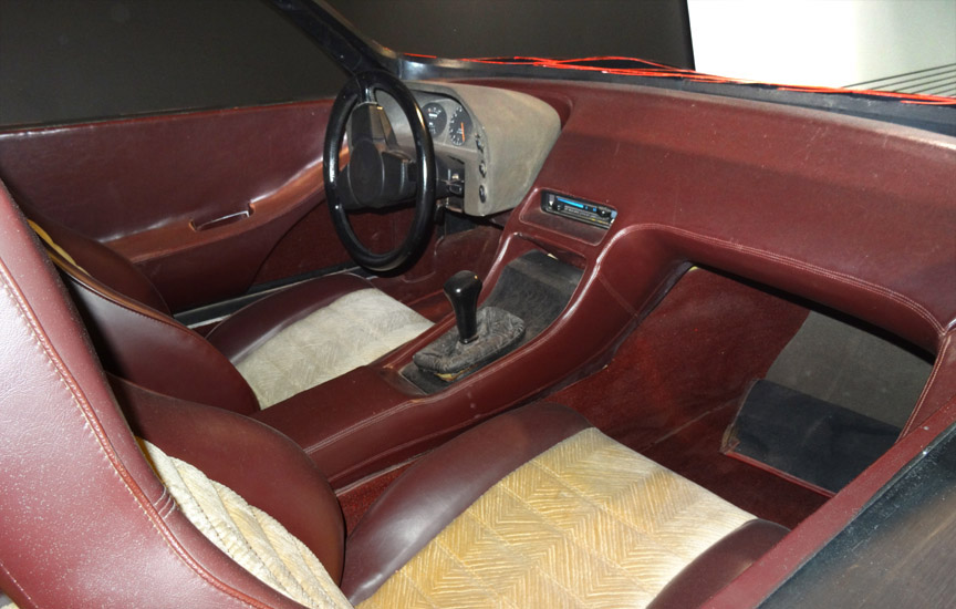 Porsche 928 interior model from 1972