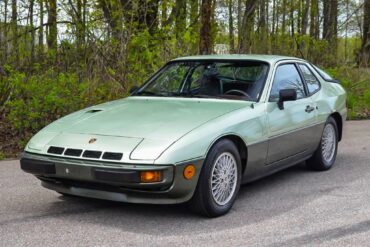 1980 Porsche 924 Turbo Technical Specifications