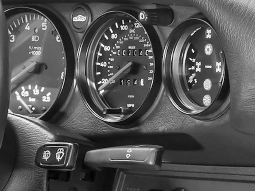 Porsche 959 drive mode selector