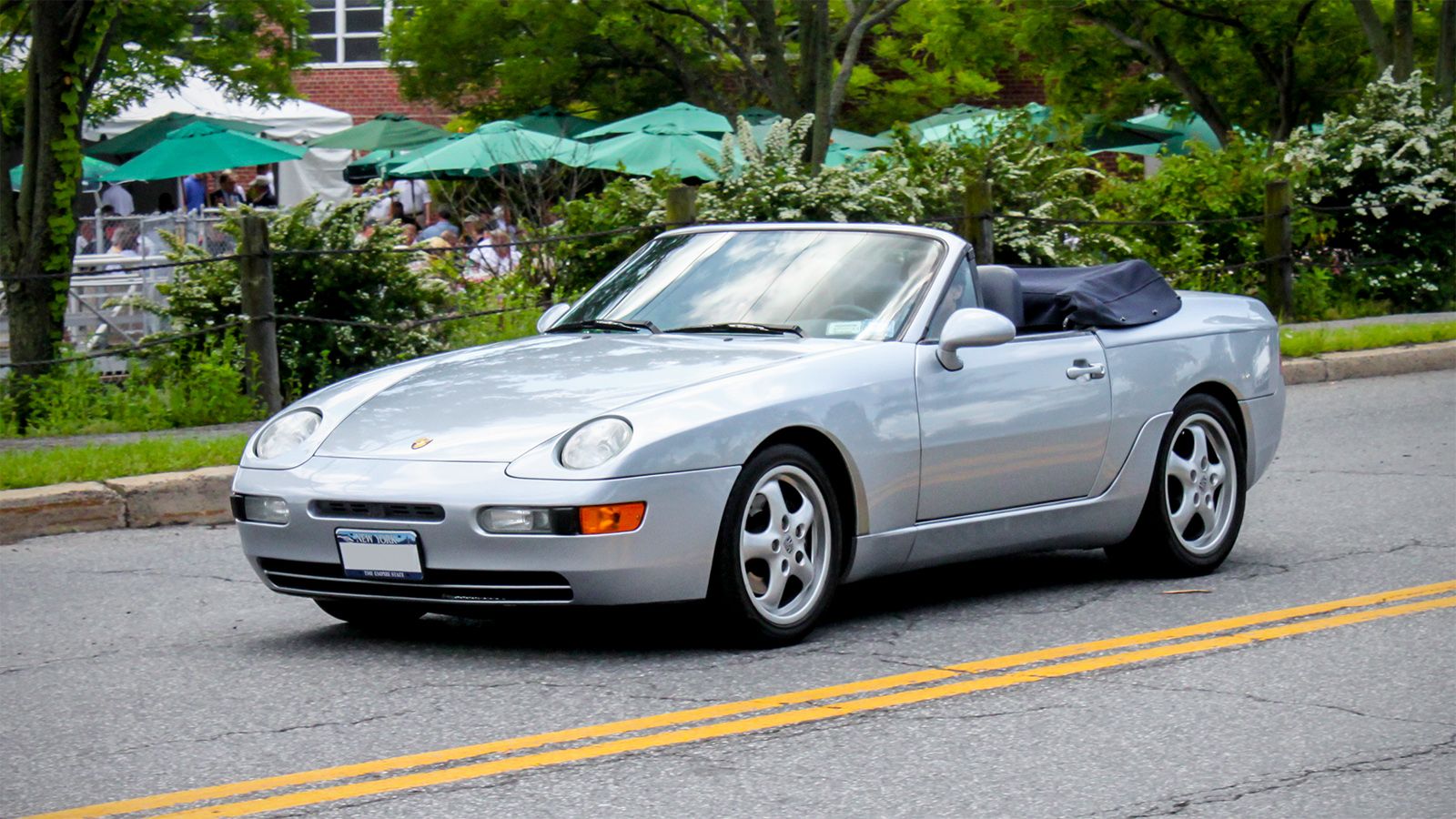 Porsche 968 Cabriolet (1992) – Specifications