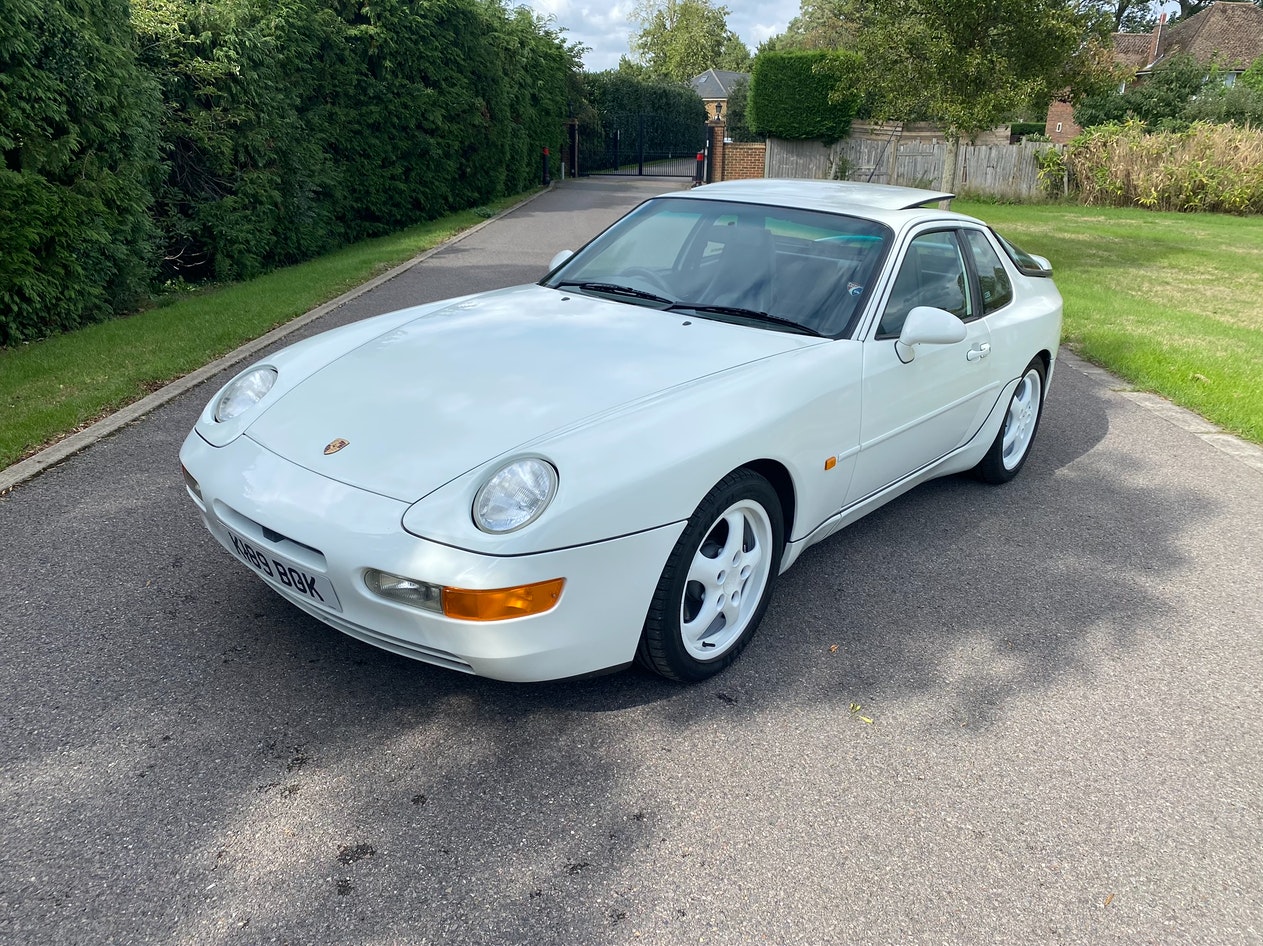 Porsche 968 Coupe (1992) – Specifications