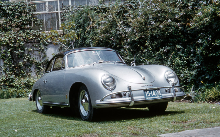 A front three-quarter view of the 356 A 1600 Super Cabriolet in 1961