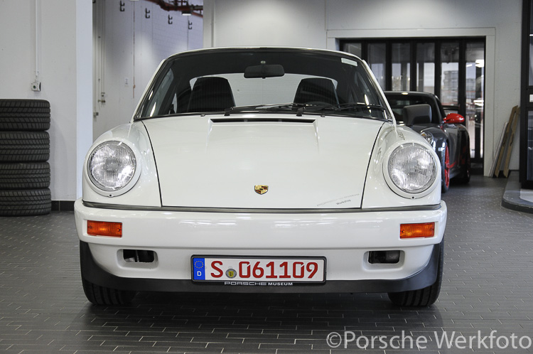 1985 prototype 911 Carrera 3.2 Club Sport in the Museum Workshop