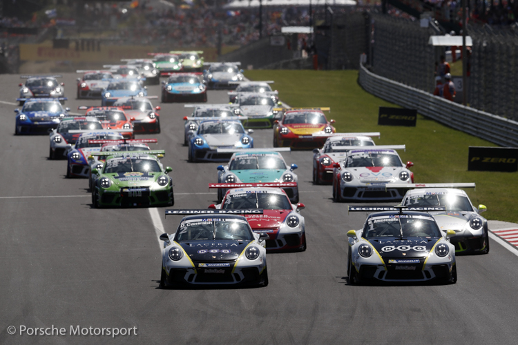 The start of the Supercup race at the Hungaroring on 30 July 2017.