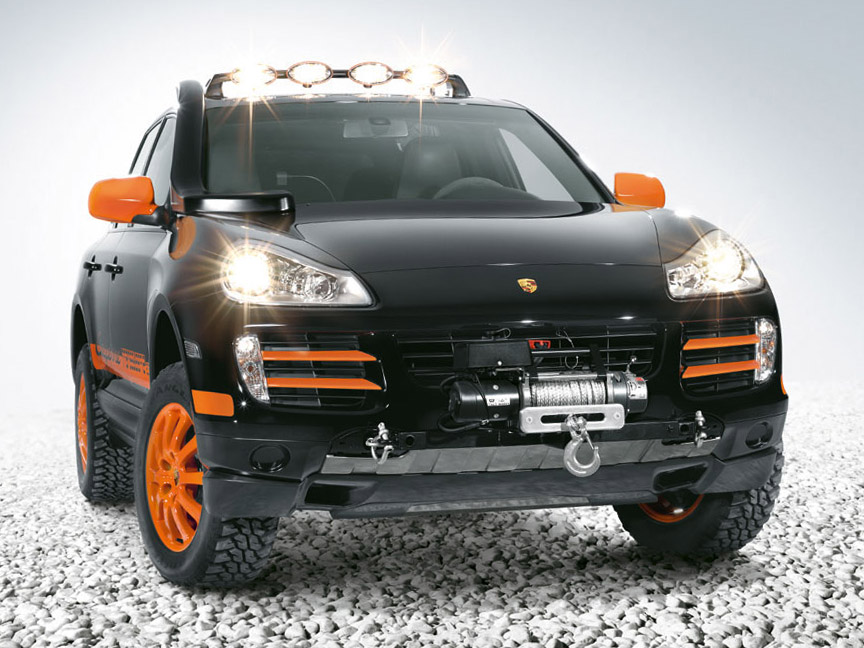Prototype of the 2007 Transsyberia Cayenne S with winch