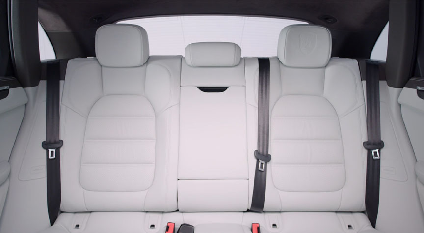 Porsche Macan 95B.2 rear seat