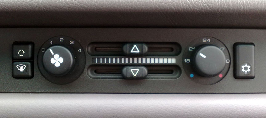 AC in Porsche 968