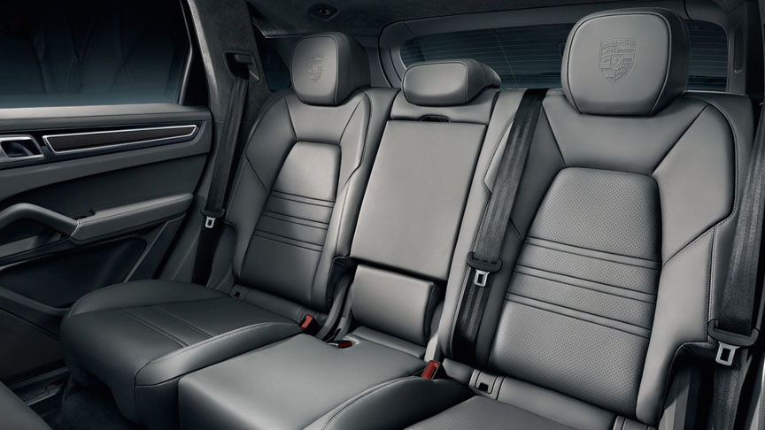 2018 Porsche Cayenne rear seat