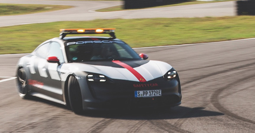 Drifting Taycan Turbo, Porsche Carrera Cup Deutschland safety car