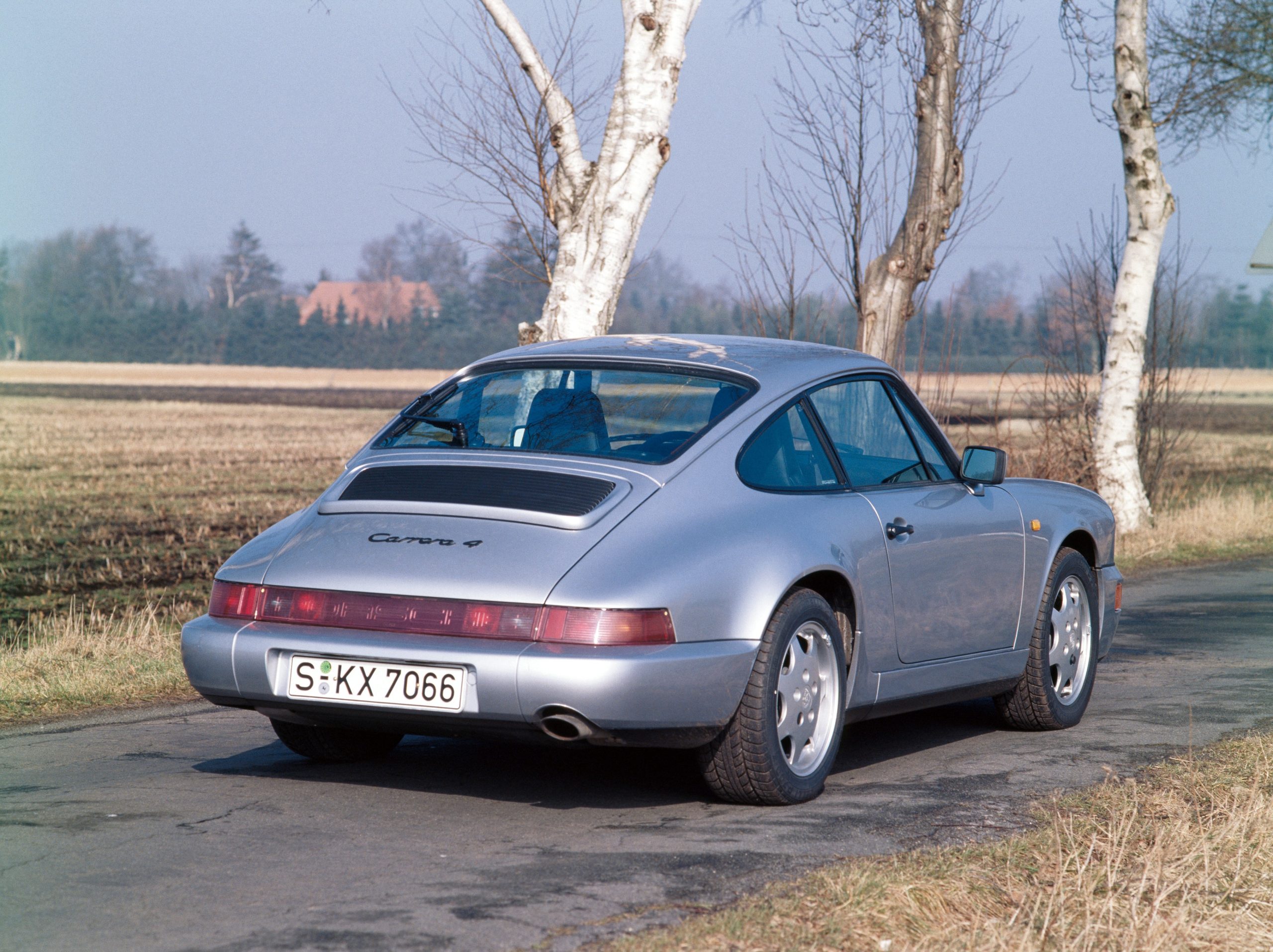 Porsche 911 Carrera 4 Coupe (1992) – Specifications