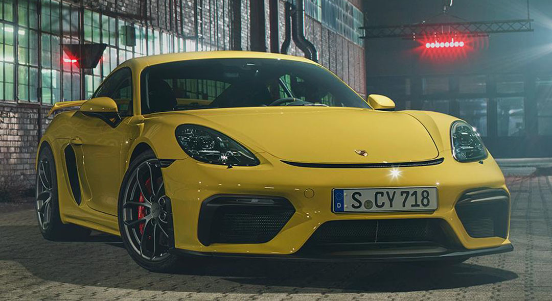 2020 Porsche 718 (982) GT4