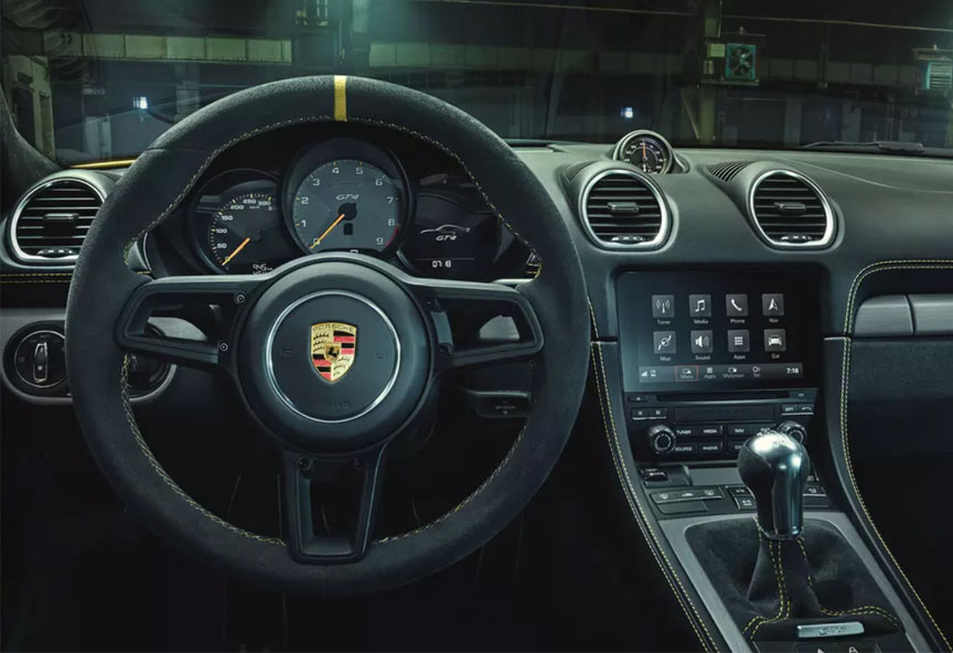 2020 Porsche 718 (982) GT4 dashboard