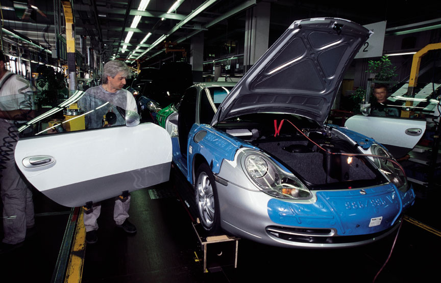 Porsche 911 996 production in Stuttgart Zuffenhausen, final assembly