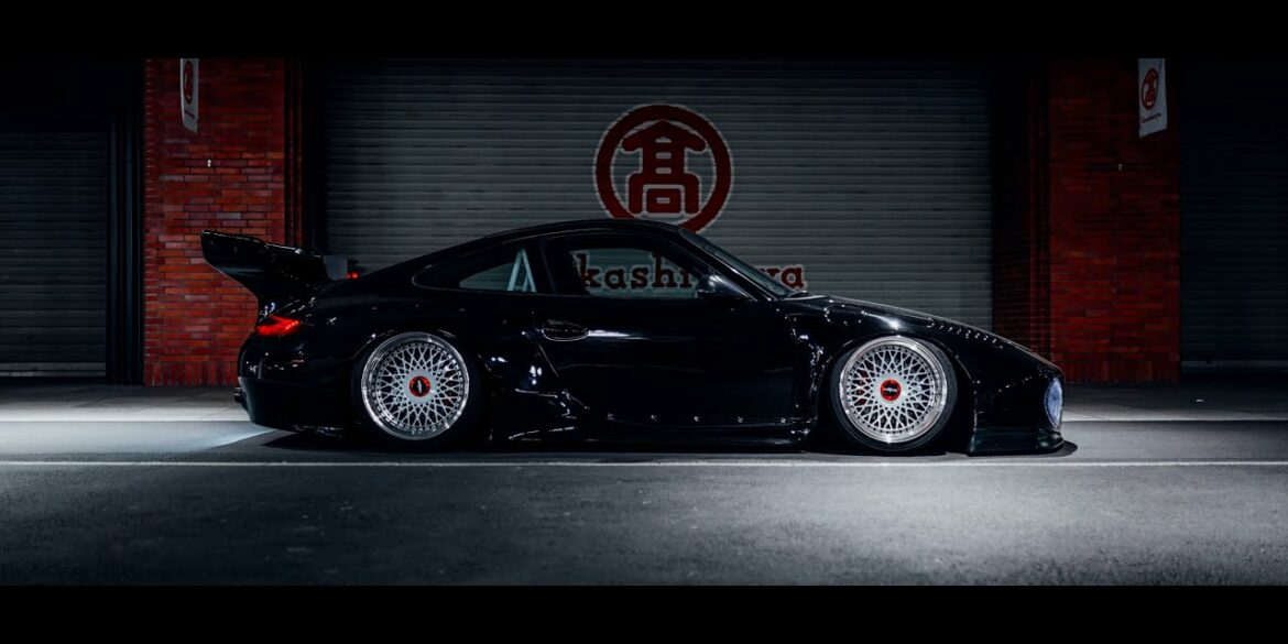 Mun's Old & New Widebody 997 Porsche in Tokyo