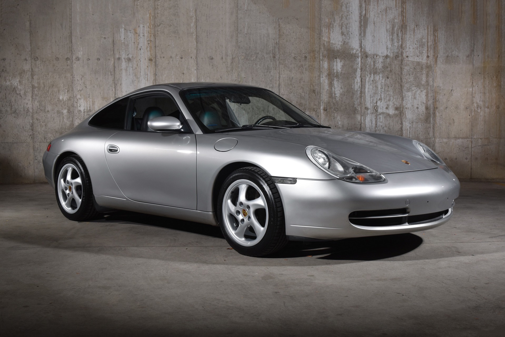 Porsche 911 Carrera Coupe (996)(2000) – Specifications