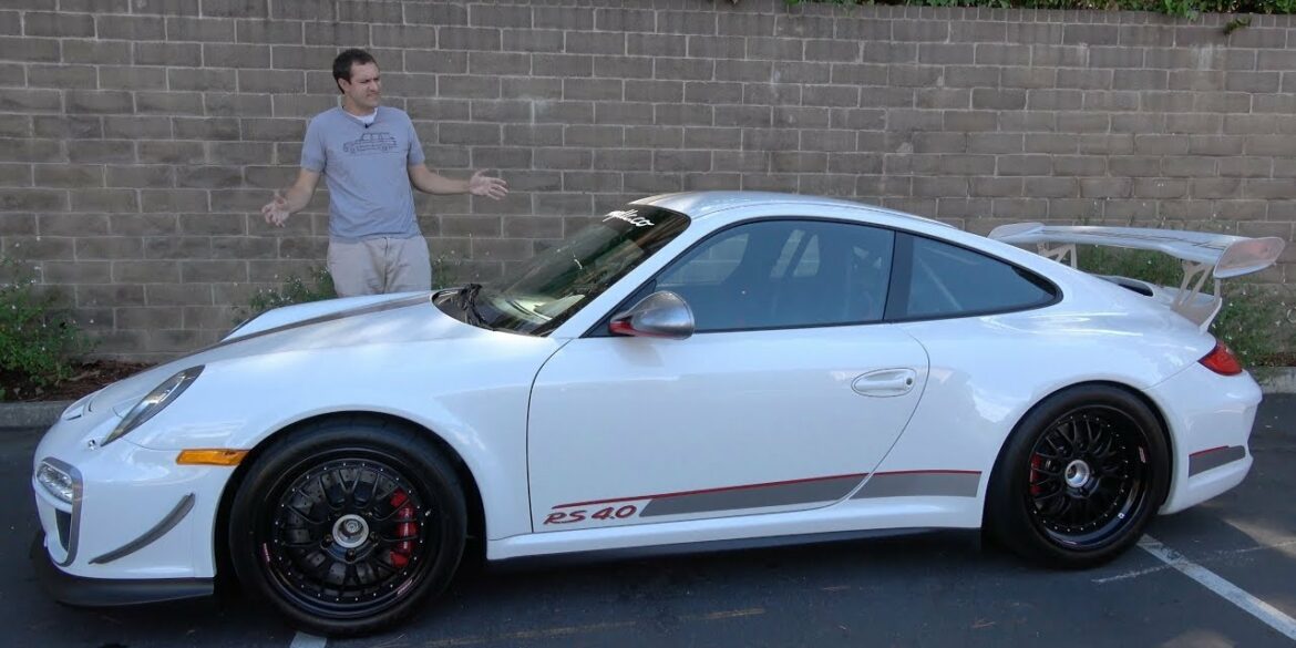 The 2011 Porsche 911 GT3RS 4.0 Is a $500,000 Track Weapon