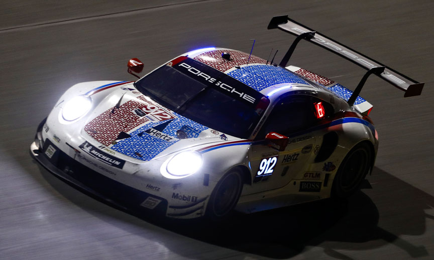 2019 Daytona, Porsche 911 991.2 RSR in Brumos Racing livery, in the dark