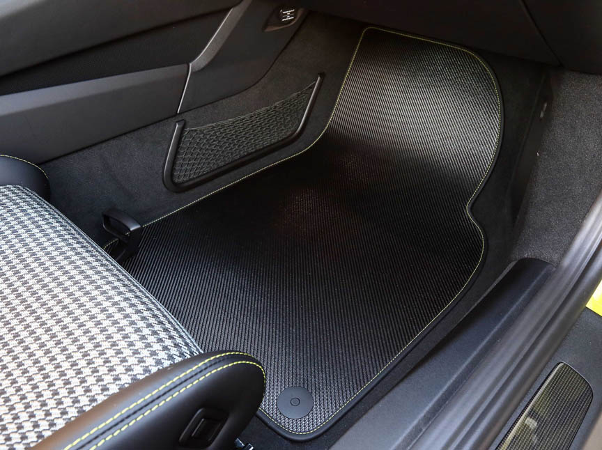 Porsche 911 991 carbon floor mat