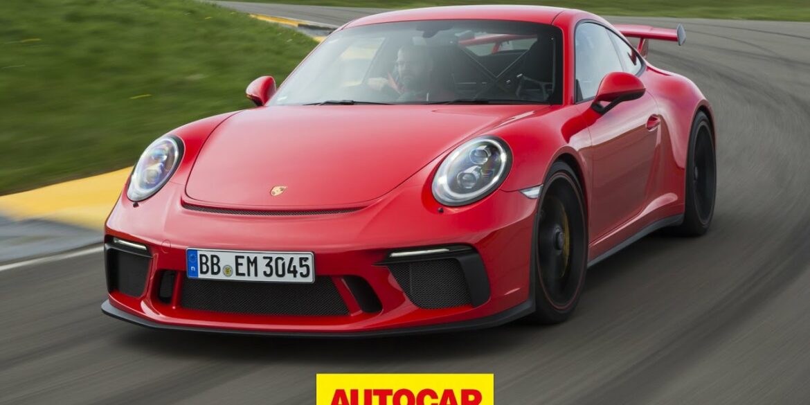 Autocar Reviews the New 991.2 GT3