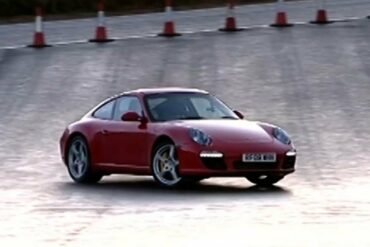 Fifth Gear Reviews the 991 Porsche 911 Carrera S