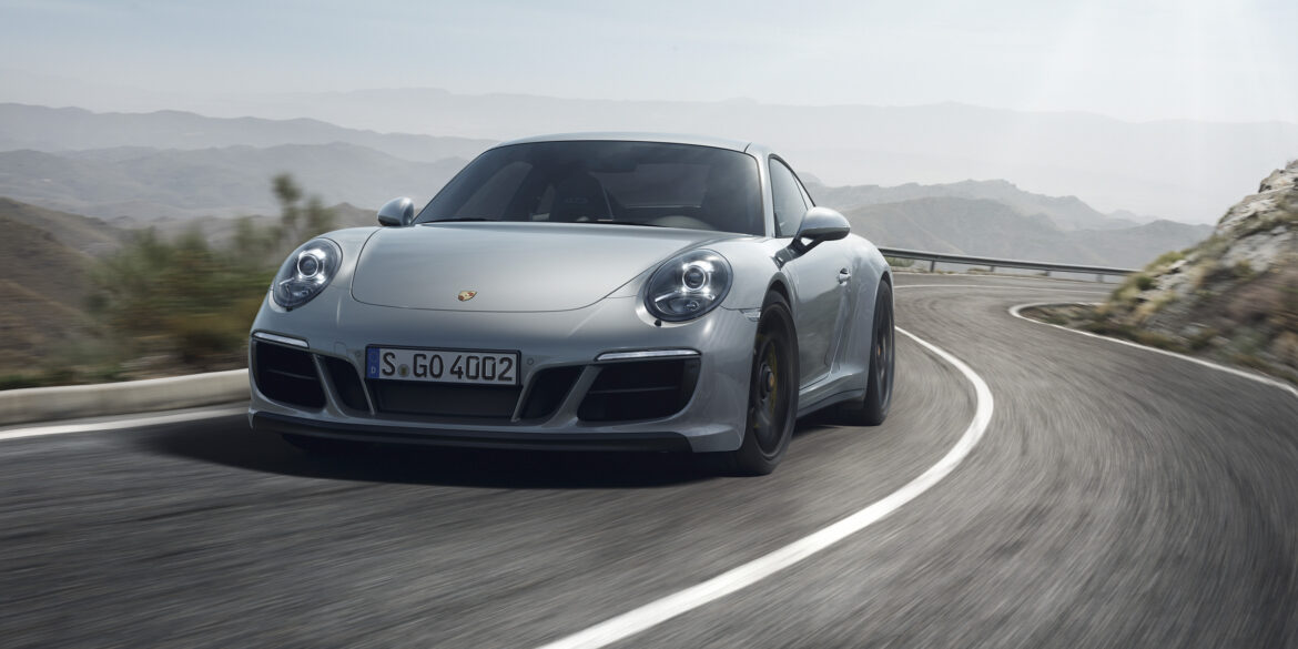 911 Carrera 4 GTS