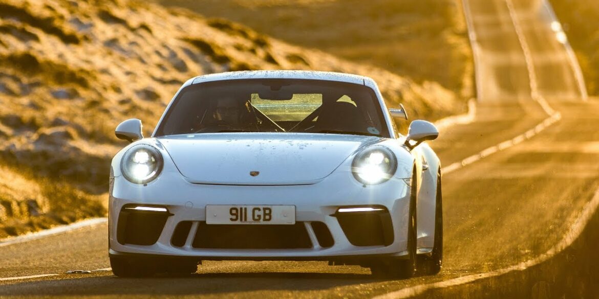 Porsche 911 GT3: Full Road Review - Carfection