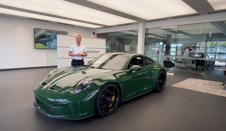 NEW 2022 Irish Green Porsche 911 GT3 Touring