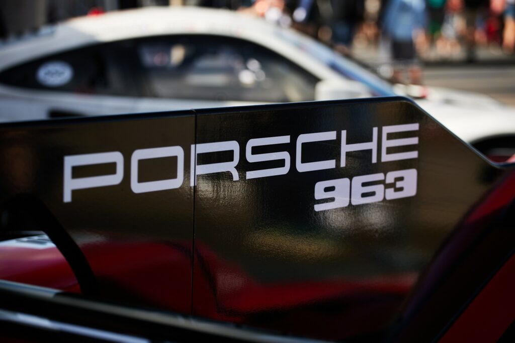 Side view of the spoiler on Porsche 963