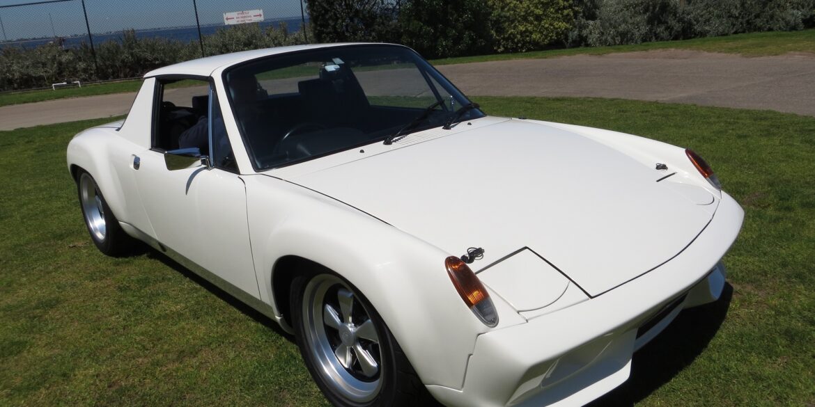 Porsche 914 angle view