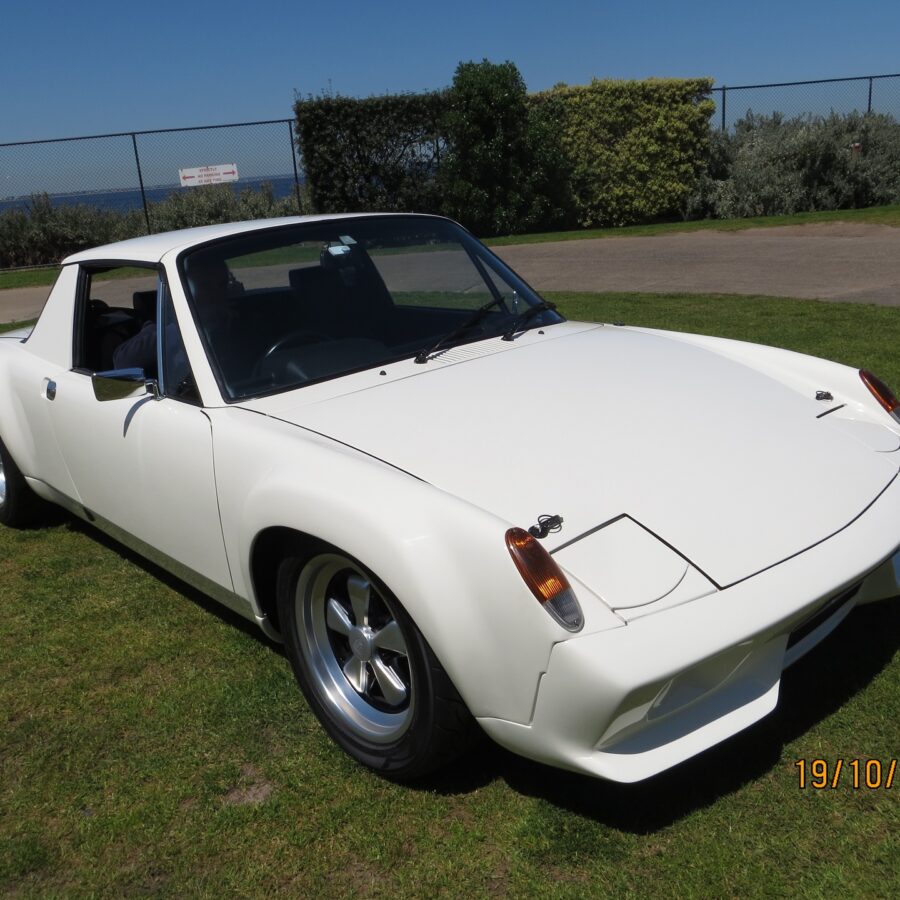 Porsche 914 angle view