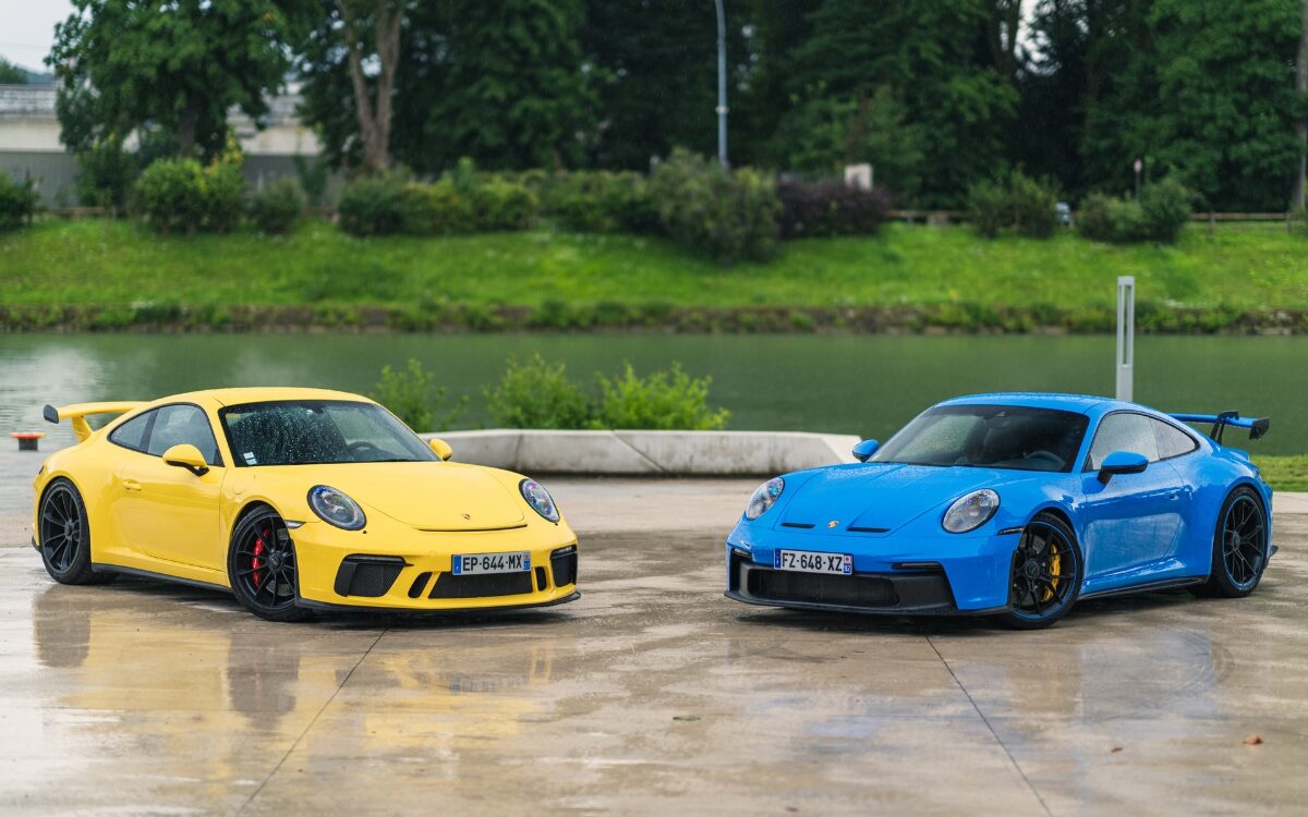Porsche 911 GT3 991 & 992 parked next to each other