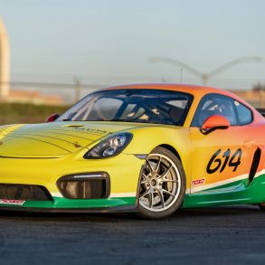 2016 Porsche Cayman GT4 Clubsport MR